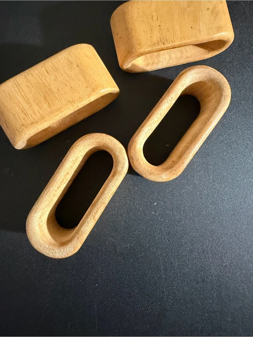 Set of 4 Oval Wooden Rings - Natural Light Brown